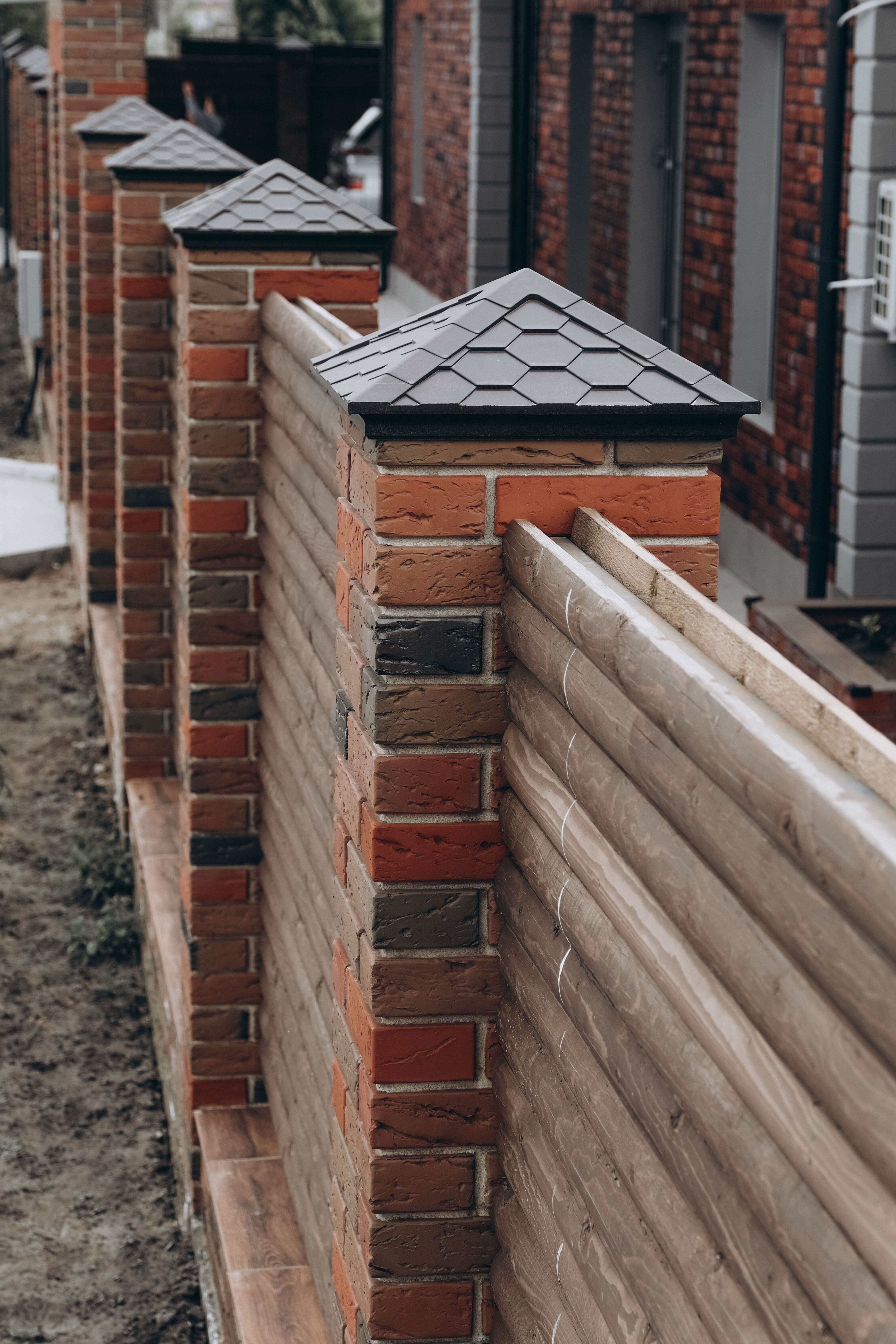 Колпак Zking Эверест Коричневый на столб 1.5х1.5 кирпича (390х390мм) в Назрани фото